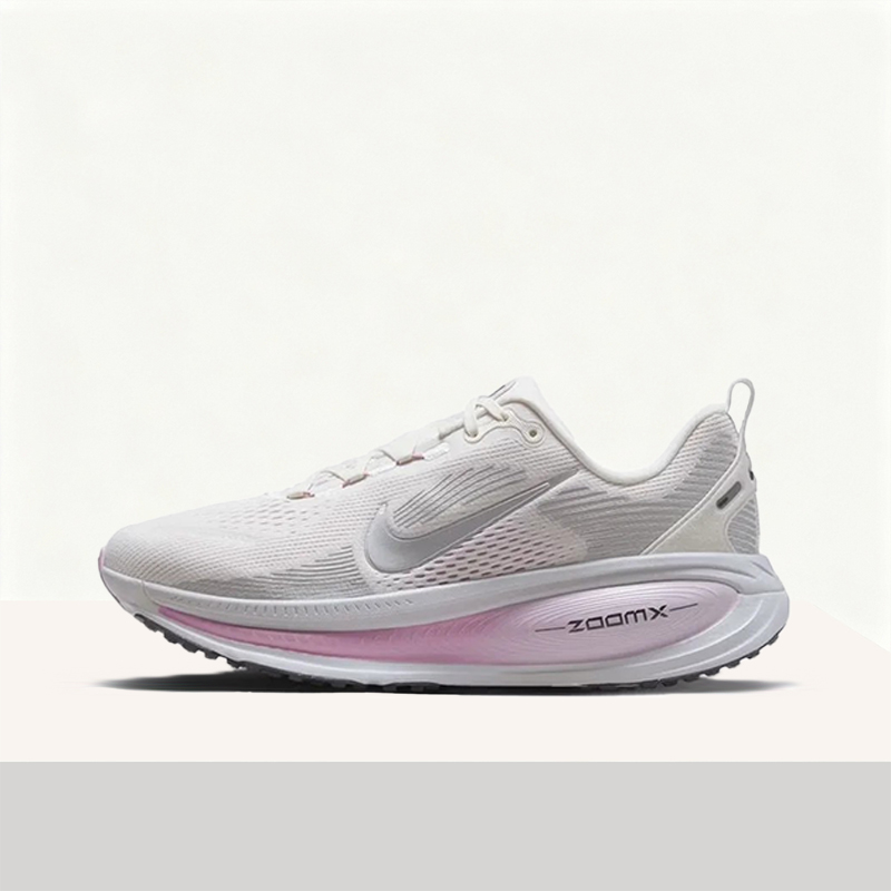 Women Shoes Running Nike - Nike Vomero 18: Kadınlar için Rahat,